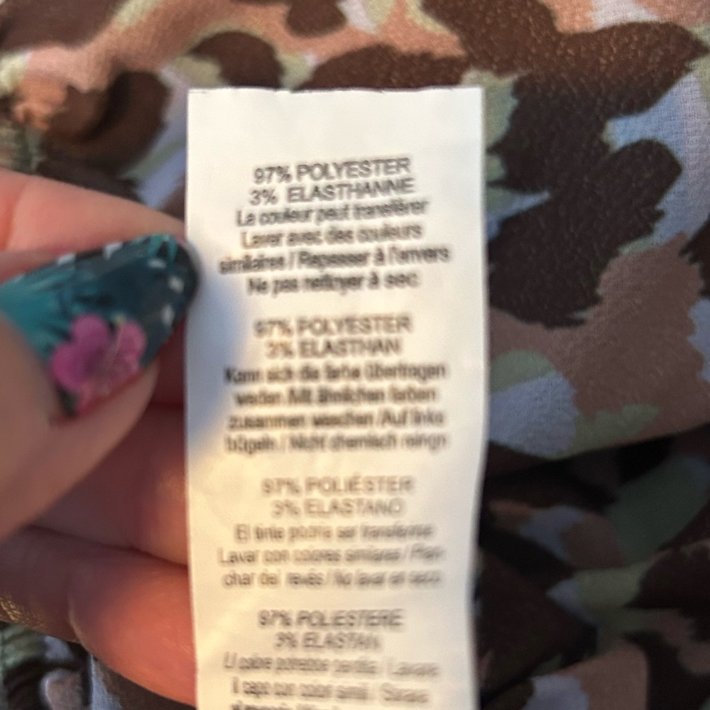 PrettyLittleThing Cropped Camo Off Shoulder Blouse Top Boho Cottagecore Size 8 - Picture 8 of 10